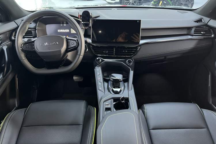 Used Lynk & Co 06 2023 Remix 1.5T Hero