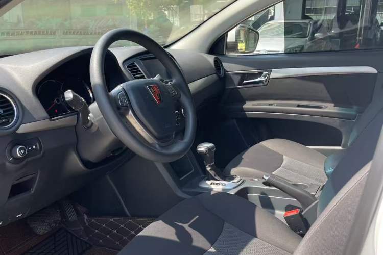 Used Roewe 350 2015 1.5L Automatic Luxury Sunroof Edition