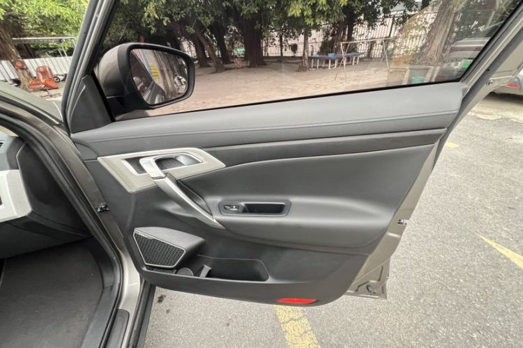 Used Geely Auto Emgrand X7 Sport 2018 1.8TD Automatic Two-Wheel Drive Zhiya Model