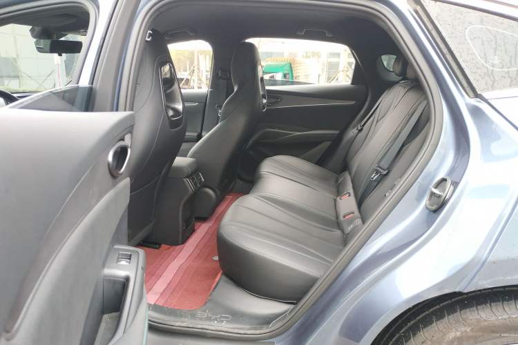 Used BYD Seal 06 New Energy 2024 DM-i 80KM Luxury Model
