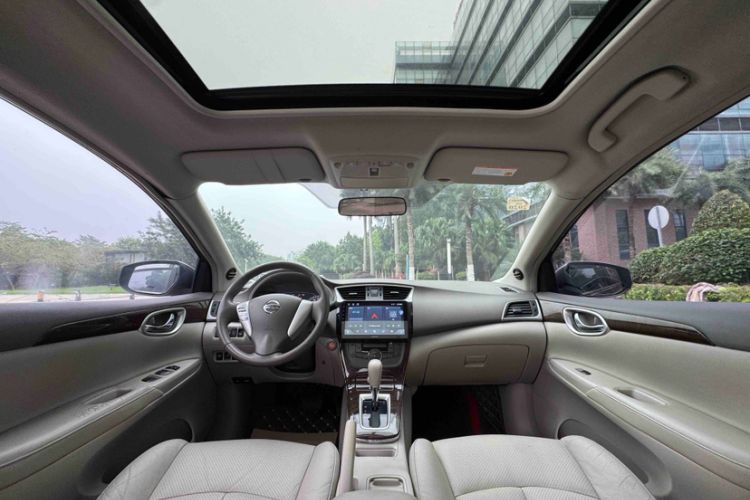 Used Nissan Sylphy 2012 1.8XL CVT Luxury Edition Interior 5