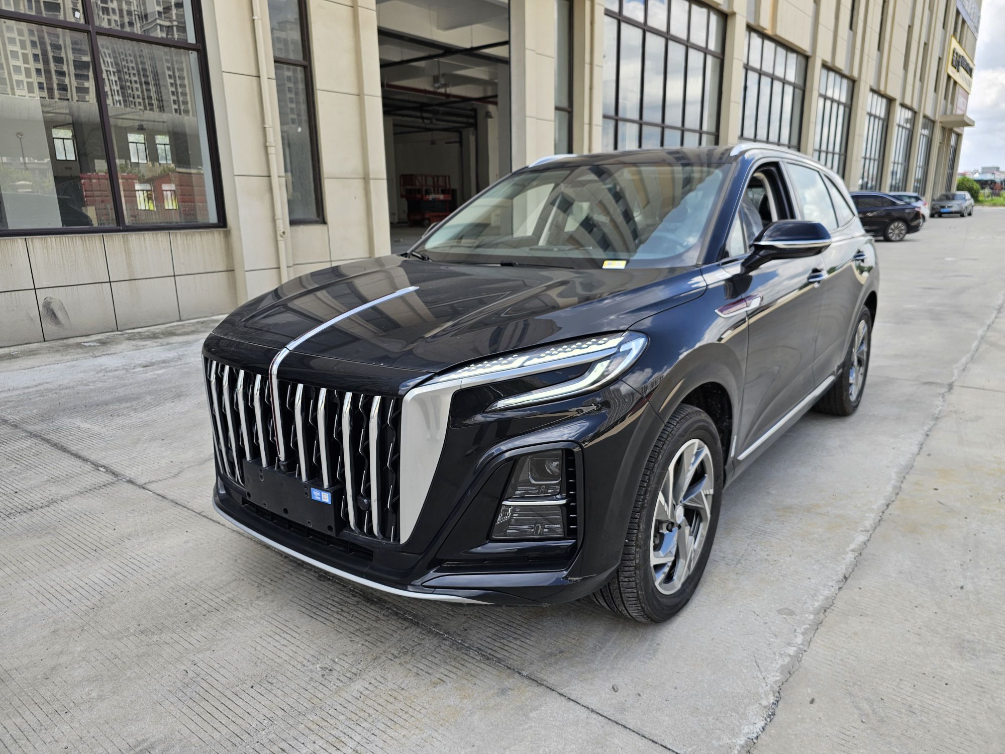Hongqi HS3 PHEV 2024 PHEV 115km Jingwei Edition — снимка 12