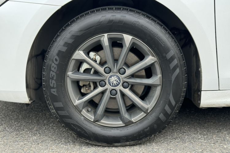 Used BYD Qin PLUS 2021 EV 400KM Leading Comfort Edition Exterior 11