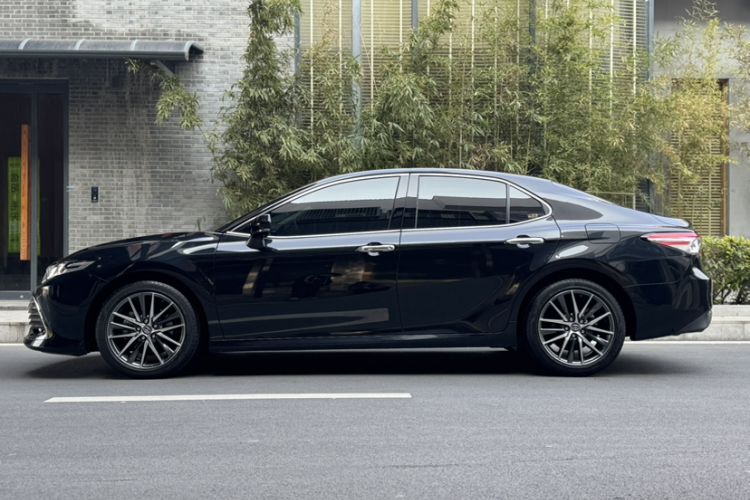 Used Toyota Camry 2021 2.5G Luxury Edition