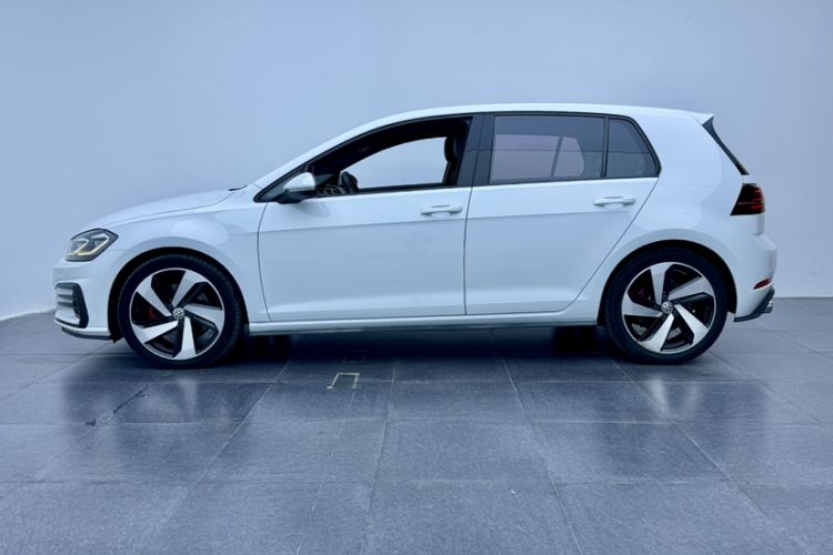 Used Volkswagen Golf GTI 2018 2.0 TSI GTI
