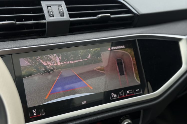 Used Audi Q3 2022 40 TFSI Fashion Dynamic Model