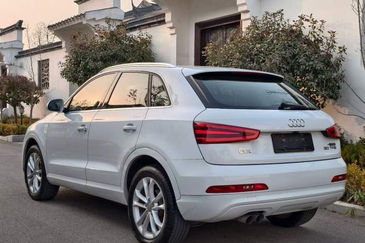 Used Audi Q3 2016 30 TFSI Collector's Edition Comfort Model