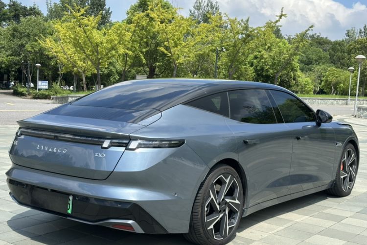 Used Lynk & Co Z10 2025 95 kWh 702 km All-Wheel Drive Intelligent Driving Ultra
