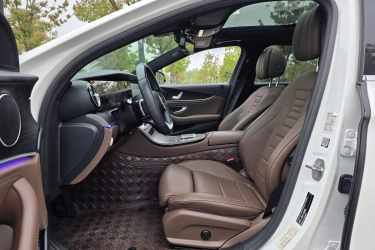 Used Mercedes-Benz E-Class 2021 Facelift E 260 L Sport Edition Interior 2