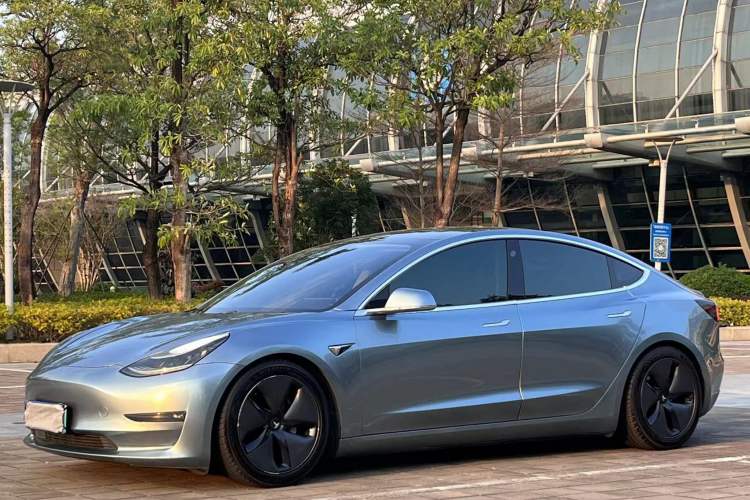 Used Tesla Model 3 2019 Long-Range Rear-Wheel-Drive Version