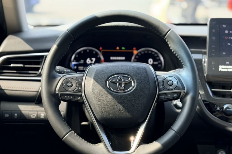 Used Toyota Camry 2023 2.5G Luxury Edition