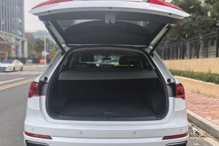 Used Audi Q3 2022 35 TFSI Progressive Dynamic Edition
