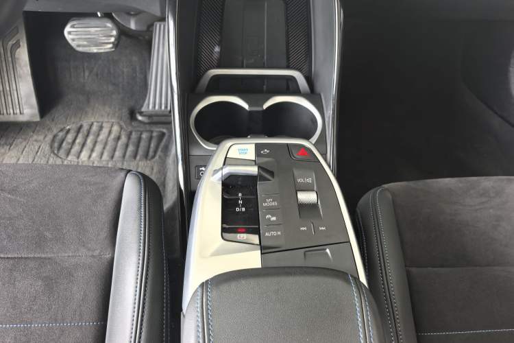 Used BMW iX1 2023 xDrive30L M Sport Package
