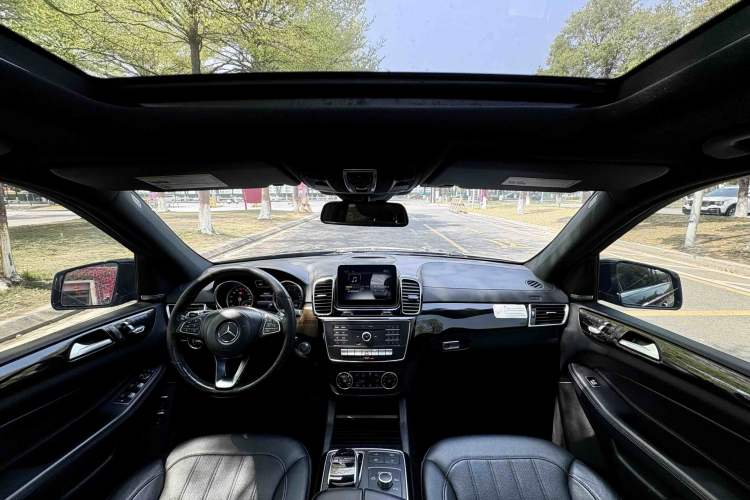 Used Mercedes-Benz GLS-Class 2017 GLS450 Middle East version
