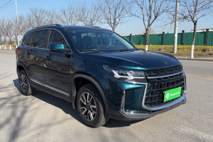 Used FORTHING T5 2023 Grand Edition 1.6L Manual Dream Version Five Seats
