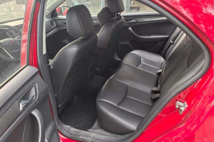 Used Roewe 360 2015 20T TST Deluxe Edition
