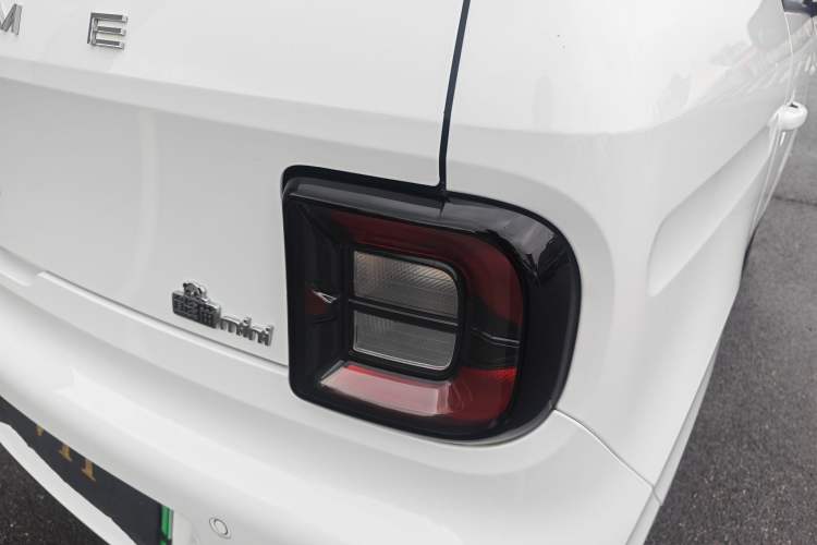 Used Geely Galaxy Panda 2024 Panda Mini 200km Longteng PRO Edition