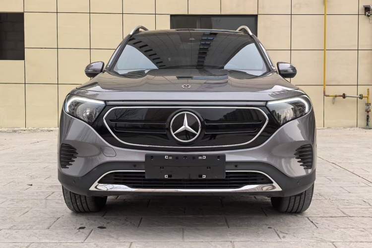 Used Mercedes-Benz EQB 2022 EQB 260 Exterior 4