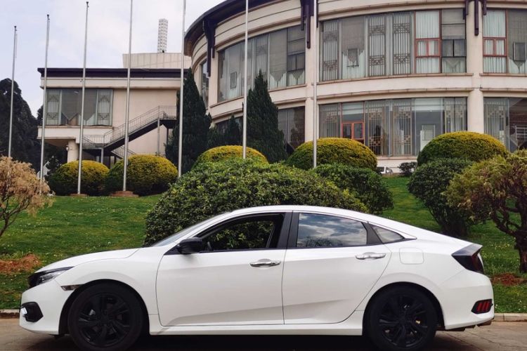 Used Honda Civic 2016 220TURBO CVT Prestige Edition
