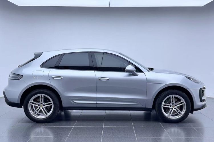 Used Porsche Macan 2022 Macan 2.0T Exterior 4