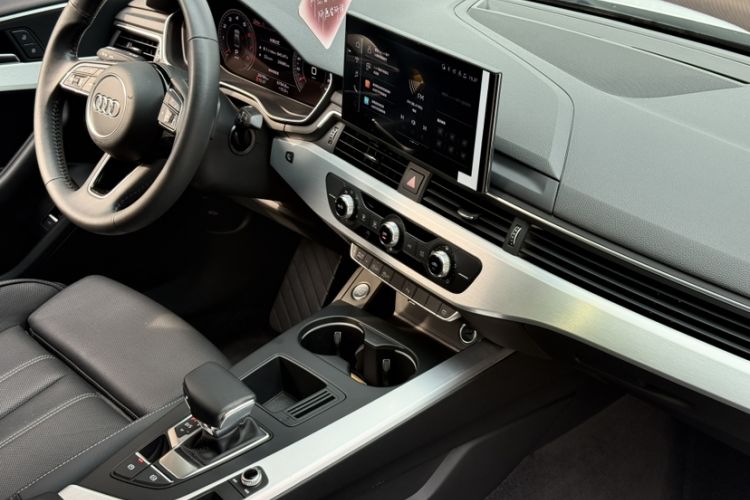 Used Audi A4L 2020 40 TFSI Fashion Dynamic Model
