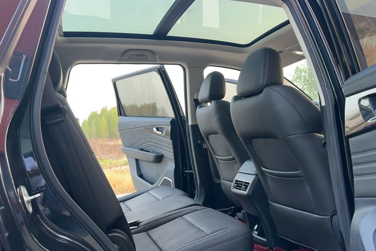 Used Sinotruk VGV U70 2020 1.5T Manual Elite Sunroof Version 7 Seats
