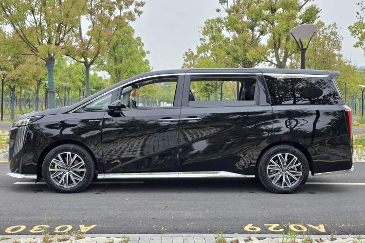 Used GAC Trumpchi M8 2024 Master Series Super Hybrid Edition Exterior 10