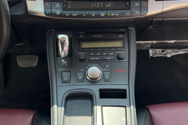 Used Lexus CT 2017 CT200h Elite Edition Solid Color China V Standard