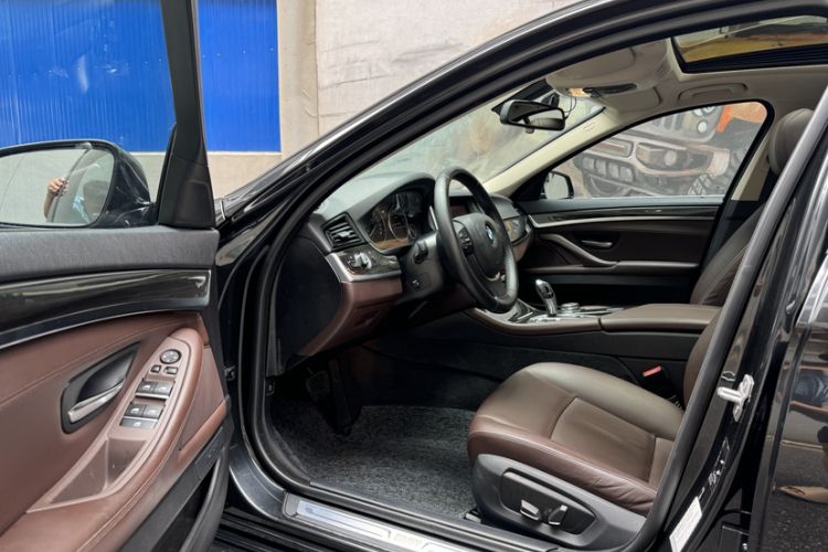 Used BMW 5 Series 2014 525Li Luxury Design Package