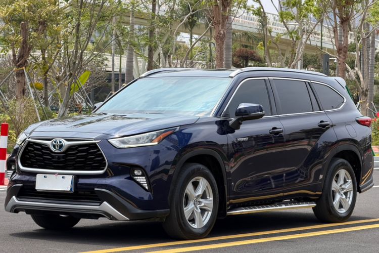 Used Toyota Highlander 2022 Dual-Engine 2.5L 4x4 Elite Edition 7-Seater