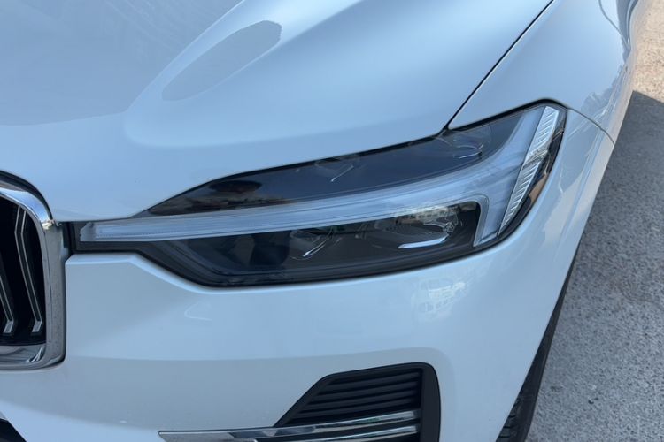 Used Volvo XC60 2023 B5 4x4 Smart Luxury Edition