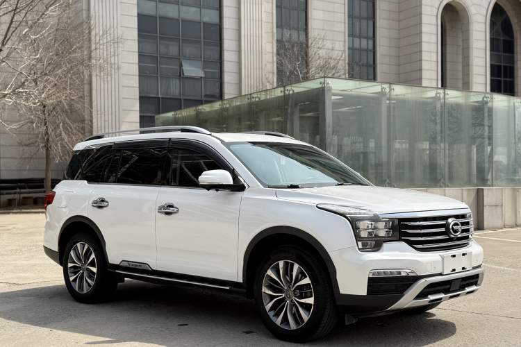 Used GAC Trumpchi GS8 2017 320T Two-Wheel Drive Luxury Smart Connectivity Version (7 Seats) Exterior 2