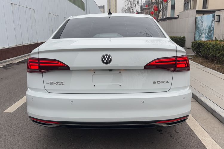 Used Volkswagen Bora 2021 1.5L Automatic Elite Smart Connect Edition
