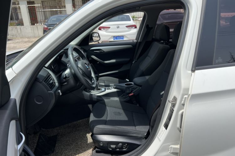 Used BMW X1 2014 sDrive18i Fashion Model
