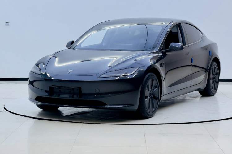 Used Tesla Model 3 2025 Rear-Wheel-Drive Version