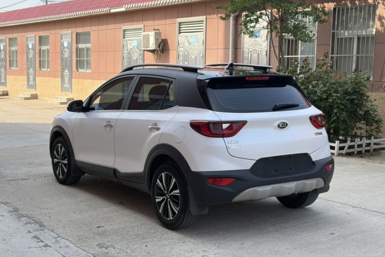 Used Kia kx1 Stonic 2021 1.4L CVT Fun Edition
