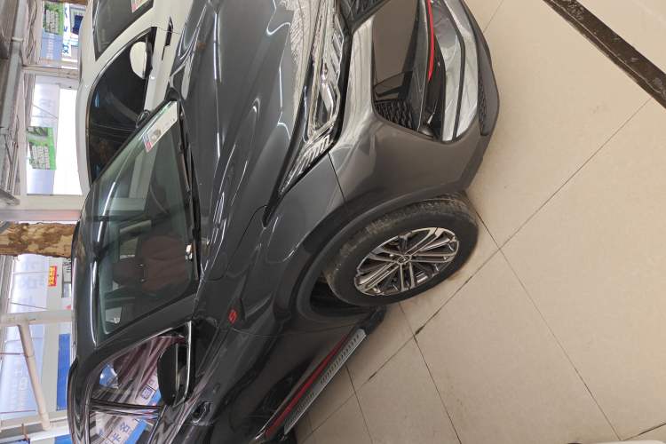 Used CHANGAN CS75 PLUS 2021 1.5T Automatic Luxury Version Exterior 5