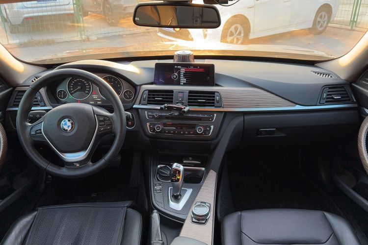 Used BMW 3 Series GT 2013 320i Sport Design Package
