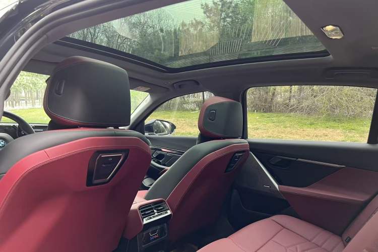 Used BMW i5 2025 eDrive 40L M Sport Package
