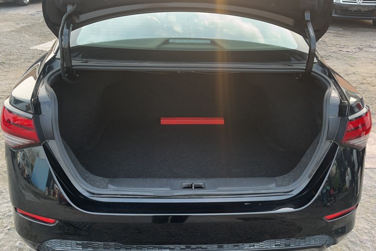 Used Nissan Sylphy 2020 1.6L XL CVT Enjoyment Edition Trunk