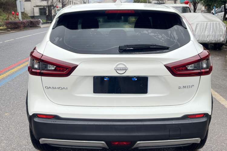 Used Nissan Qashqai 2023 Classic 2.0L CVT XV Comfort Edition Exterior 4