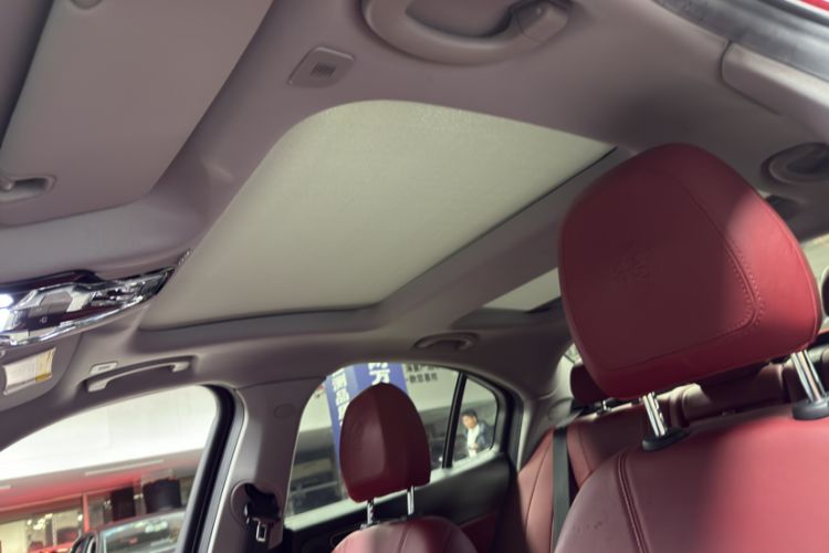 Used Alfa Romeo Giulia 2017 2.0T 200HP Luxury Edition