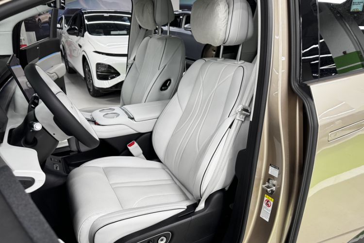 Used XPeng X9 2024 702 Ultra-Long Range Pro