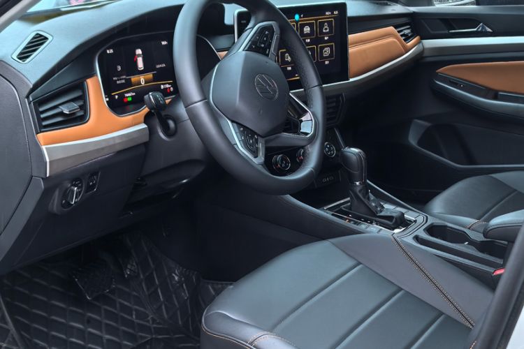 Used Volkswagen Bora 2025 200TSI DSG Enjoy Driving Navigation Edition Interior 2