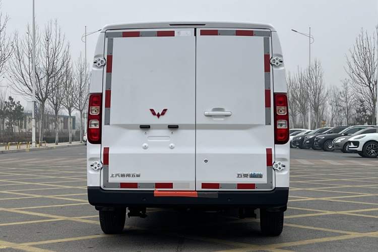 Used Wuling Yangguang 2024 300km Range Practical Window-Sealed Version 75kW