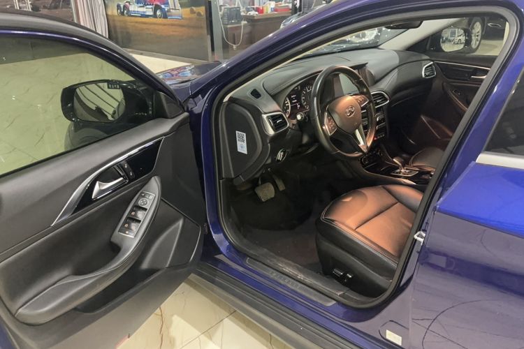 Used Infiniti QX30 2017 1.6T Two-Wheel Drive Fashion Edition