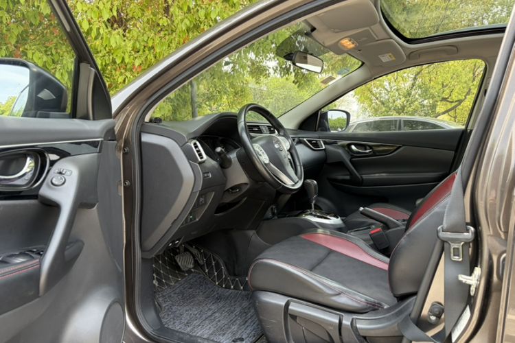 Used Nissan Qashqai 2017 2.0L CVT Luxury Edition China V Standard Interior 3