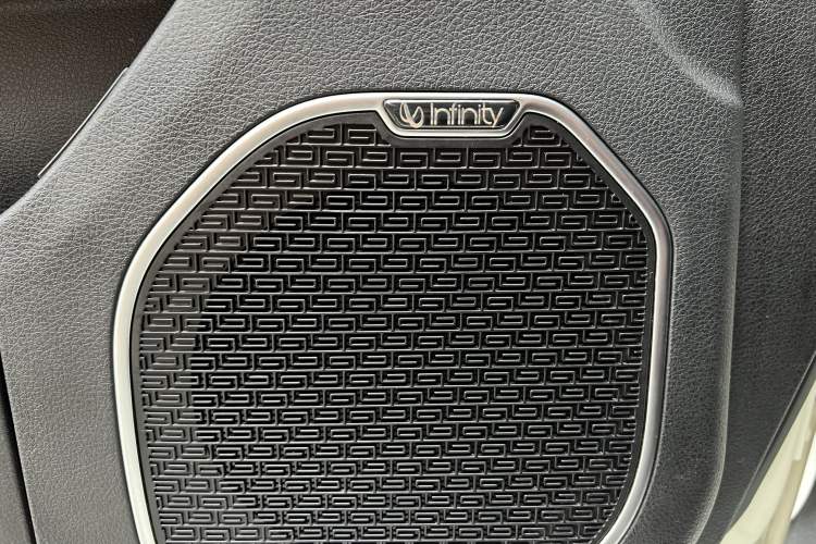 Used Geely Auto Emgrand GT 2015 1.8T Premium Model
