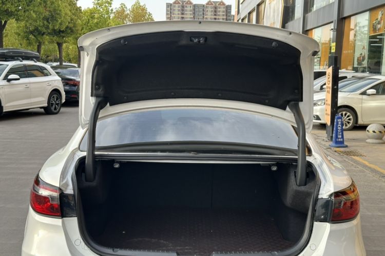 Used Mazda Atenza 2021 2.5L Blue Sky Prestige Edition
