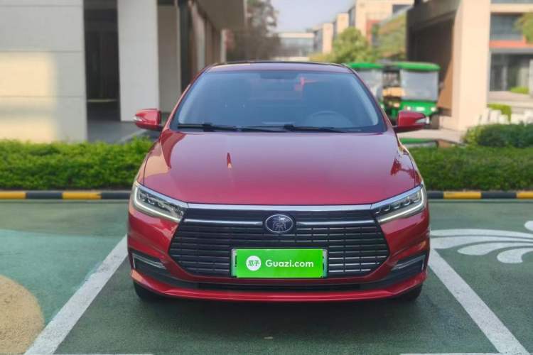 Used BYD Qin New Energy 2019 High-Range Luxury Model Exterior 2